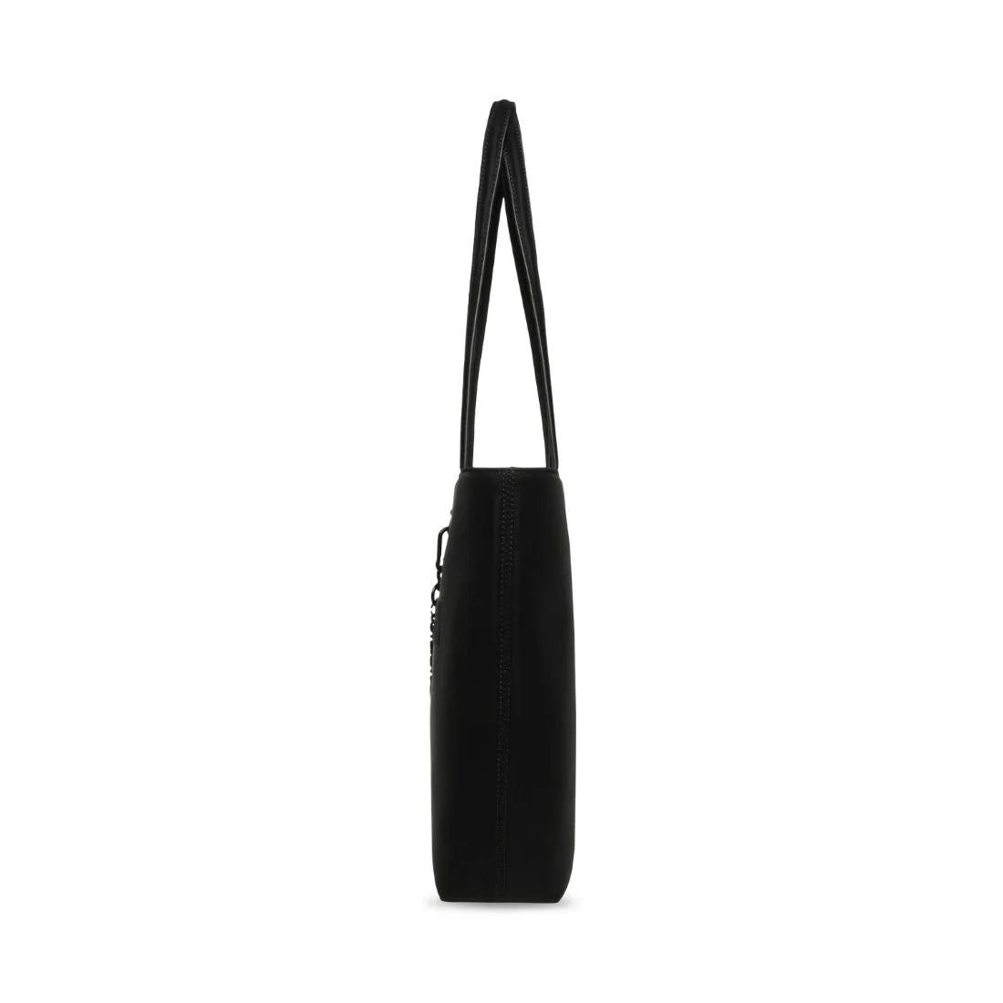 BILLIE BLACK/BLACK
