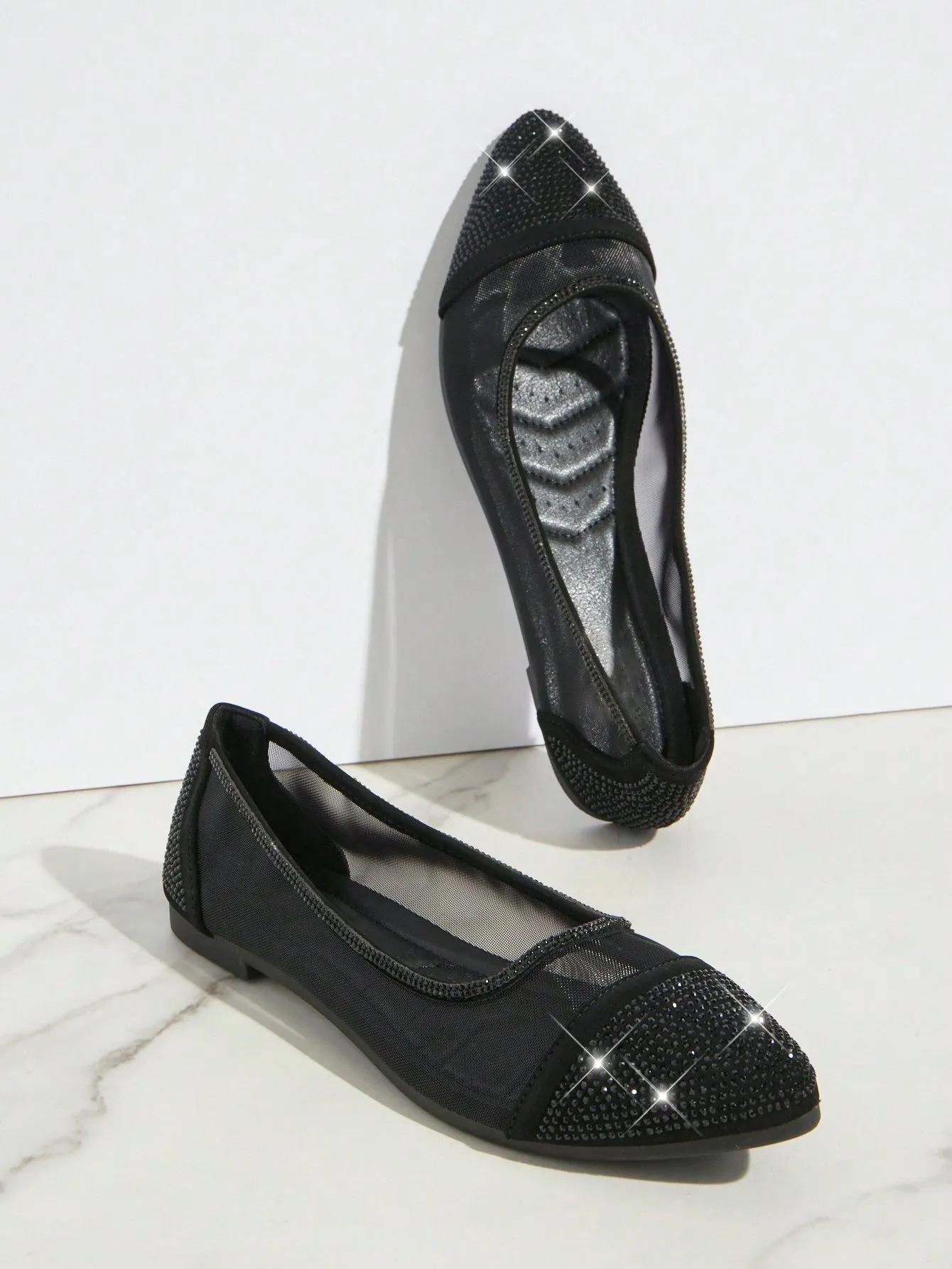 Black Rhinestone Decor Pointed Toe Flat Shoes