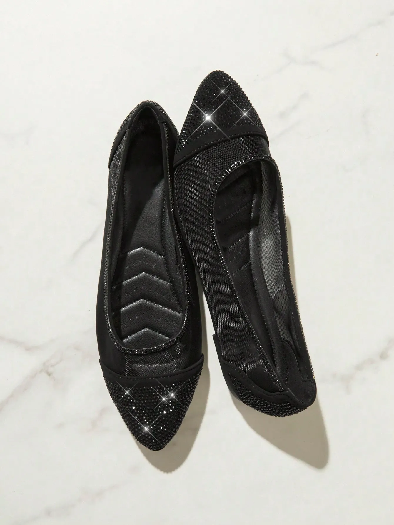 Black Rhinestone Decor Pointed Toe Flat Shoes