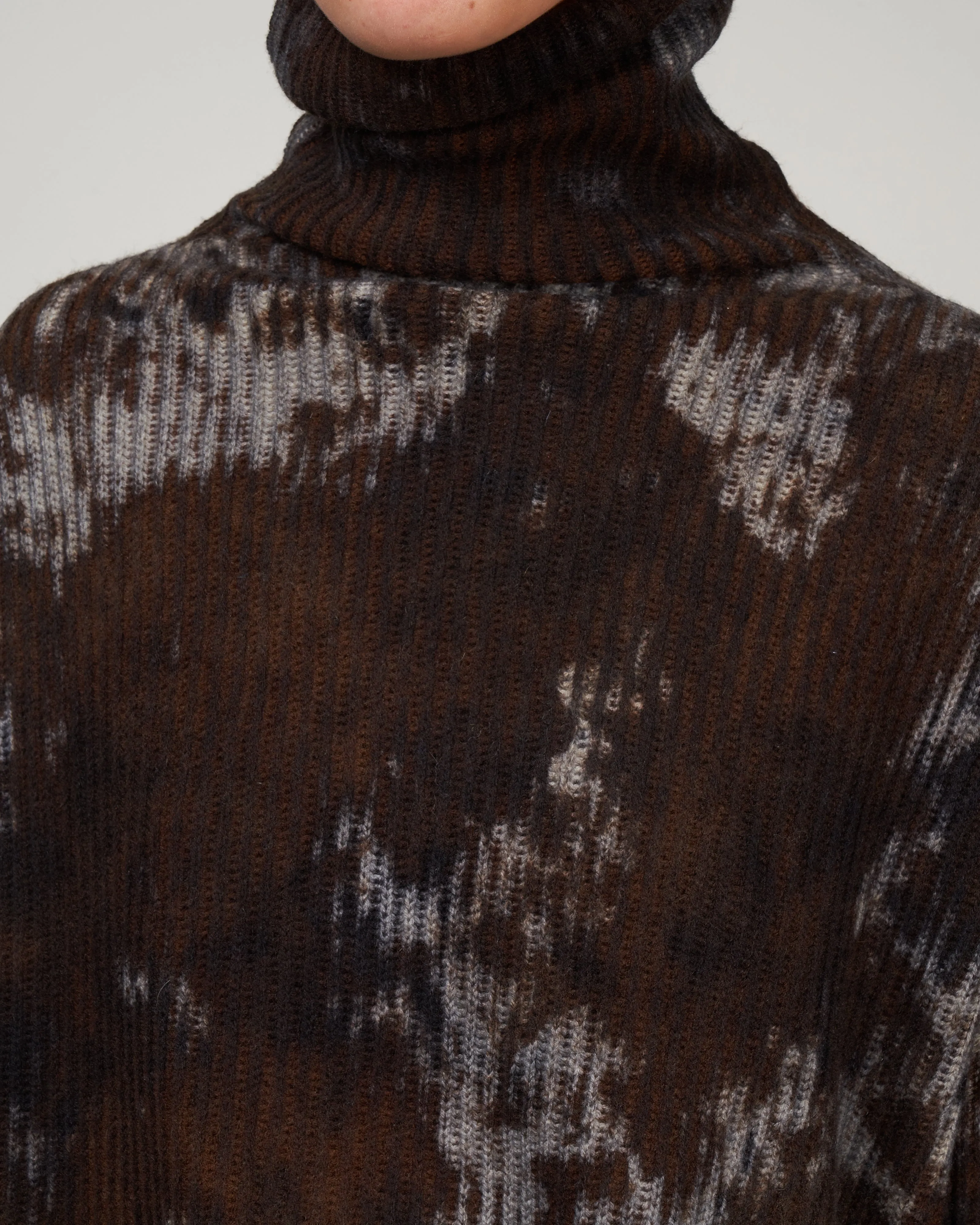 boreal ribbed high neck pullover - cioccolato
