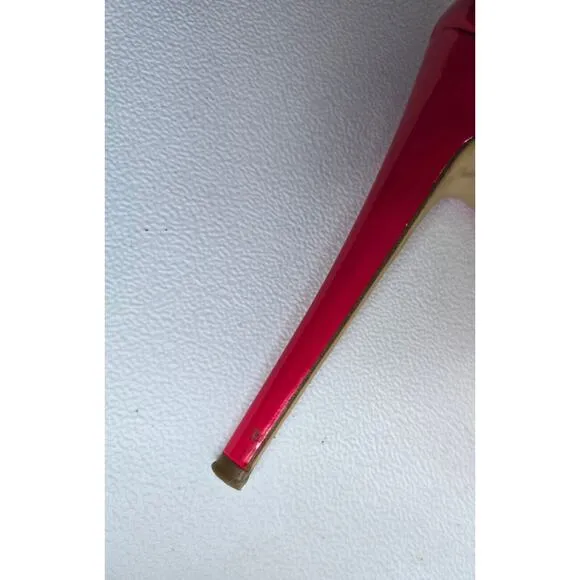 Brian Atwood Hot Pink Patent Leather Pumps Stilettos Sz 38
