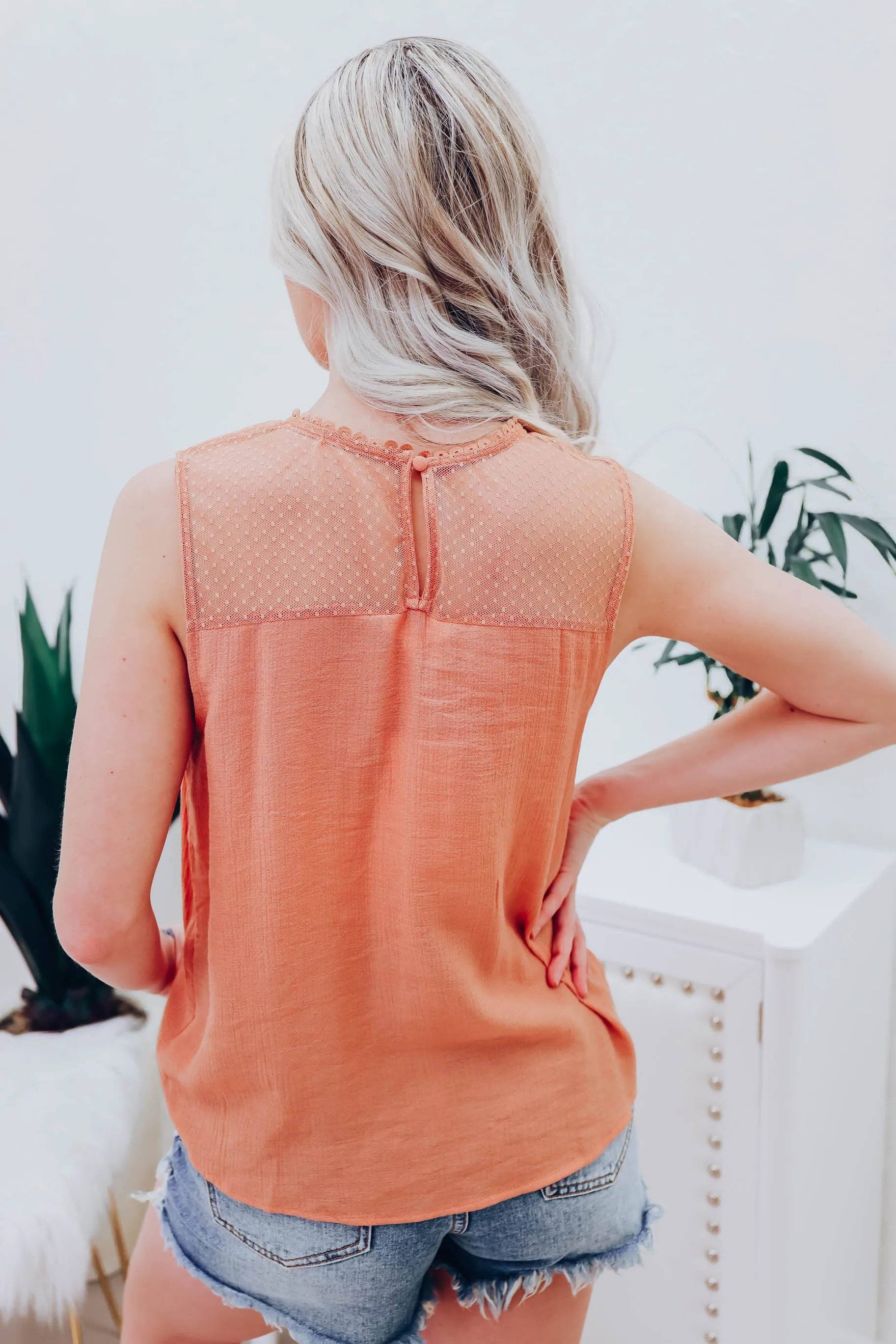 Cascading Lace Sleeveless Blouse - Apricot
