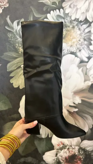 FOLDOVER BOOTS WITH BACK ZIPPER