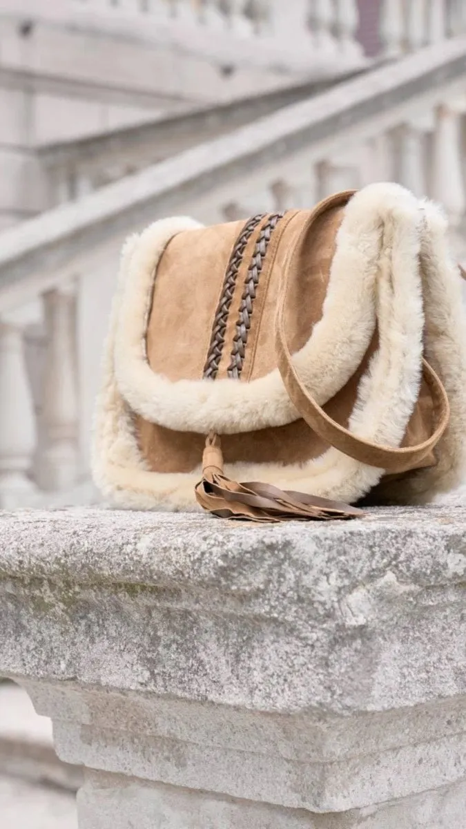 Laura Women’s Shearling Bag - Camel