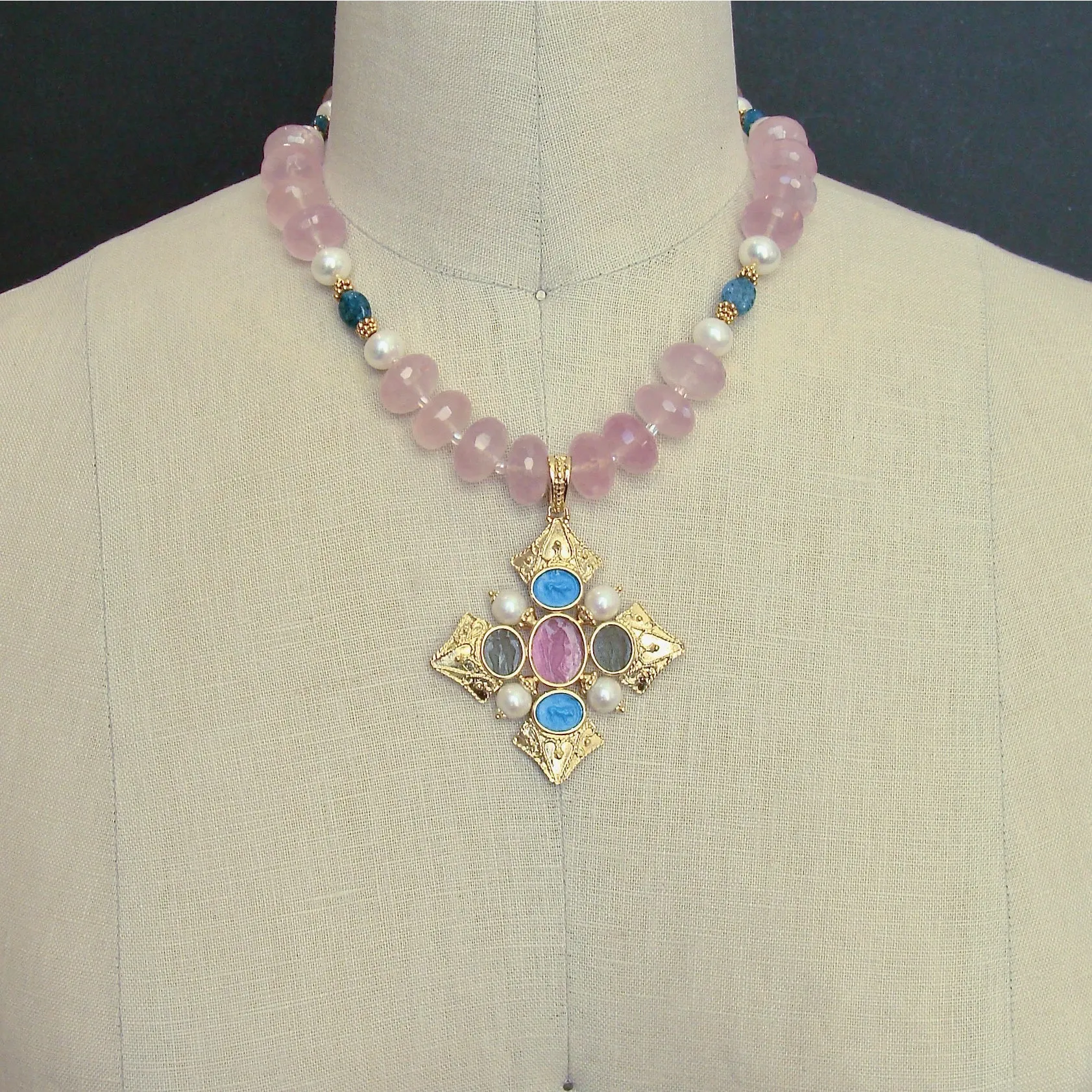 Maltese-Style Intaglio Removable Pendant, Rose Quartz, Apatite and Pearls Choker Necklace - Catania Necklace