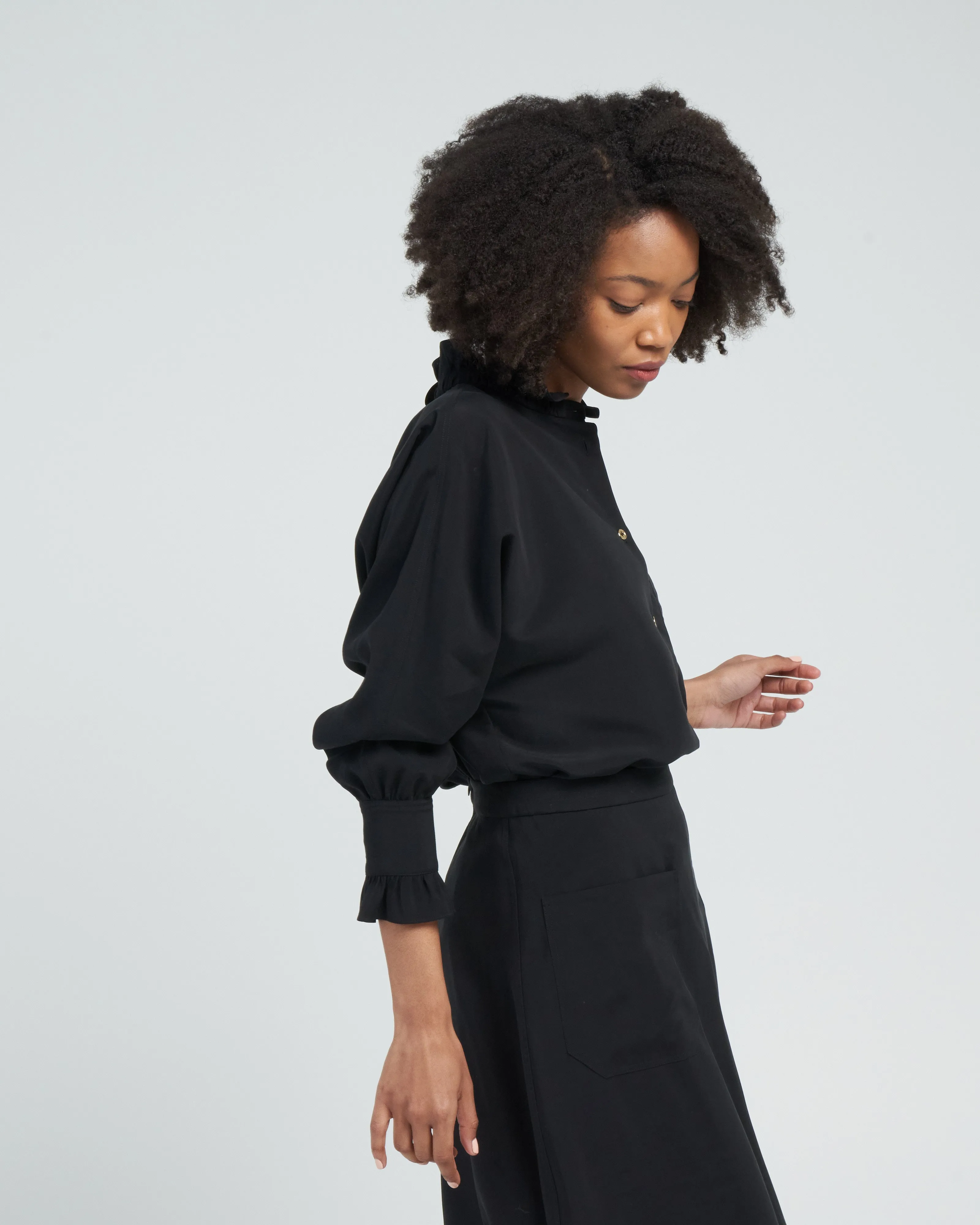 memoir 2 button front dolman sleeve - black