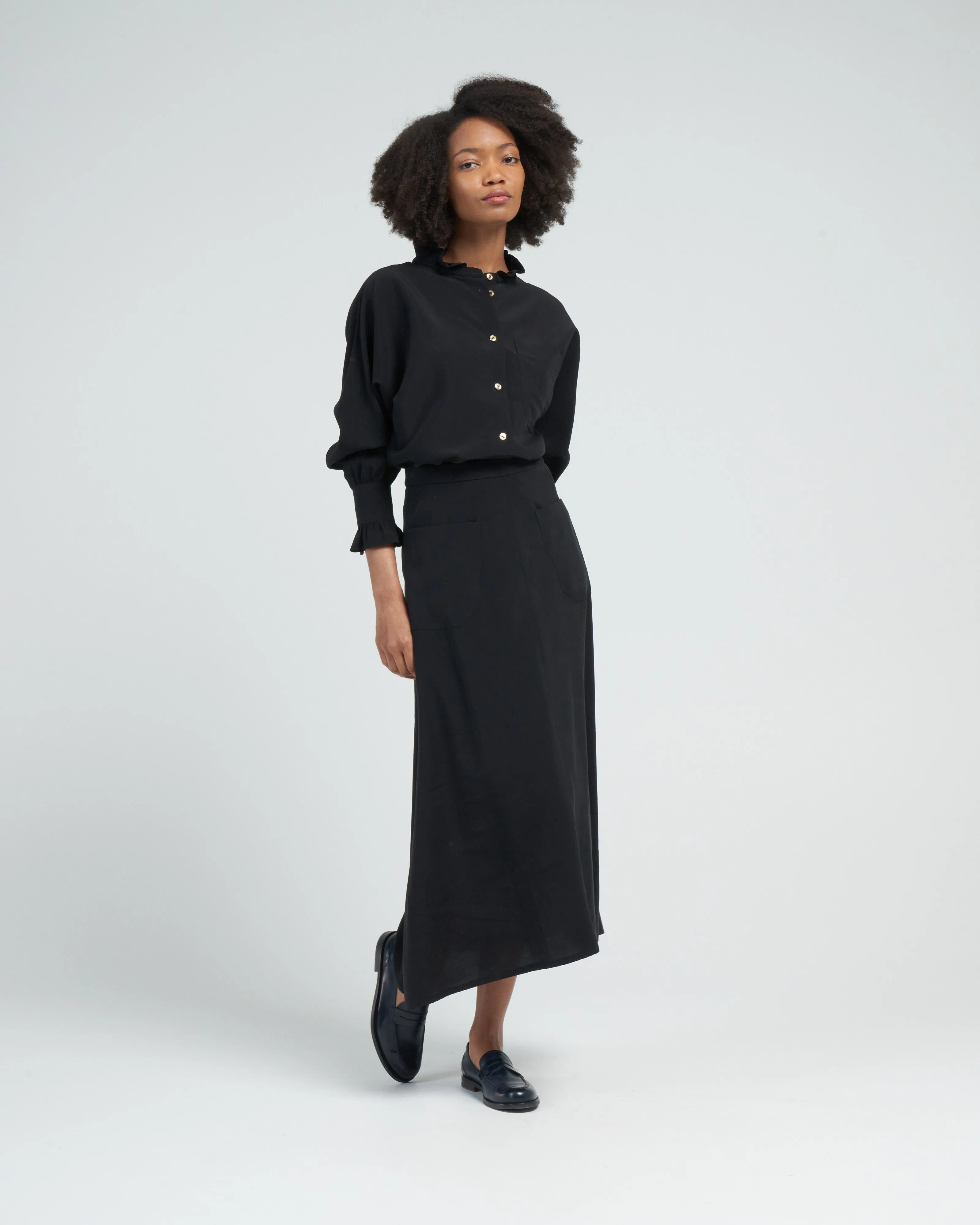memoir 2 button front dolman sleeve - black