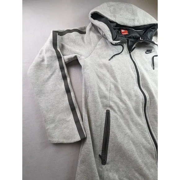 Nike Tech Women's Aeroloft Parka Goose Down Heather Gray Black Large (MSRP $250)