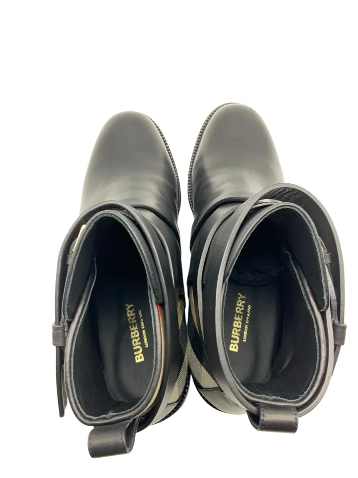 NWT Burberry Housecheck Ankle Booties Women's Size 38.5 = US 8.5