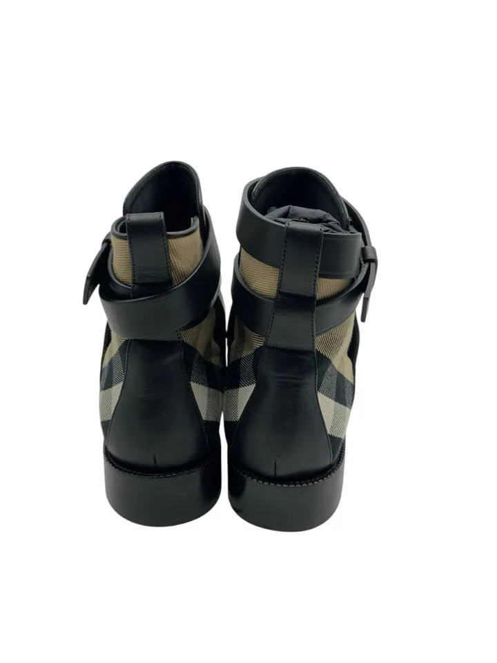 NWT Burberry Housecheck Ankle Booties Women's Size 38.5 = US 8.5