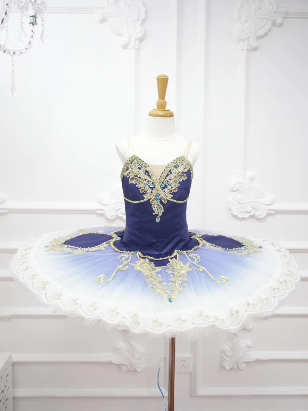 Ombre Blue Bird