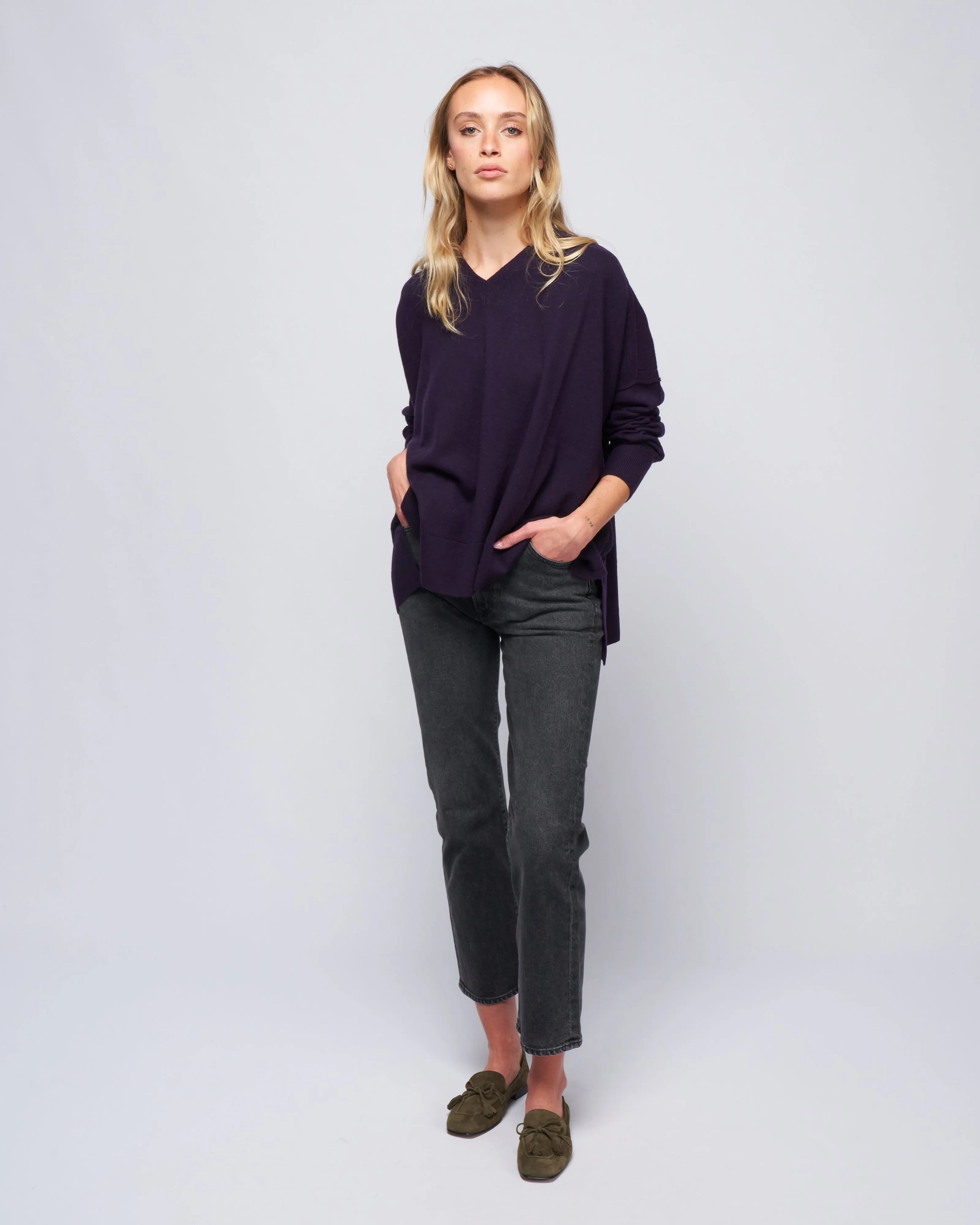 pointelle v-neck sweater - black currant