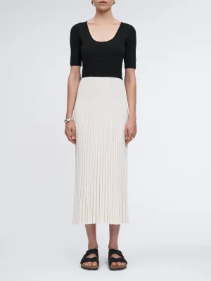Short Sleeve Ballet Dress in Black/White Color Block