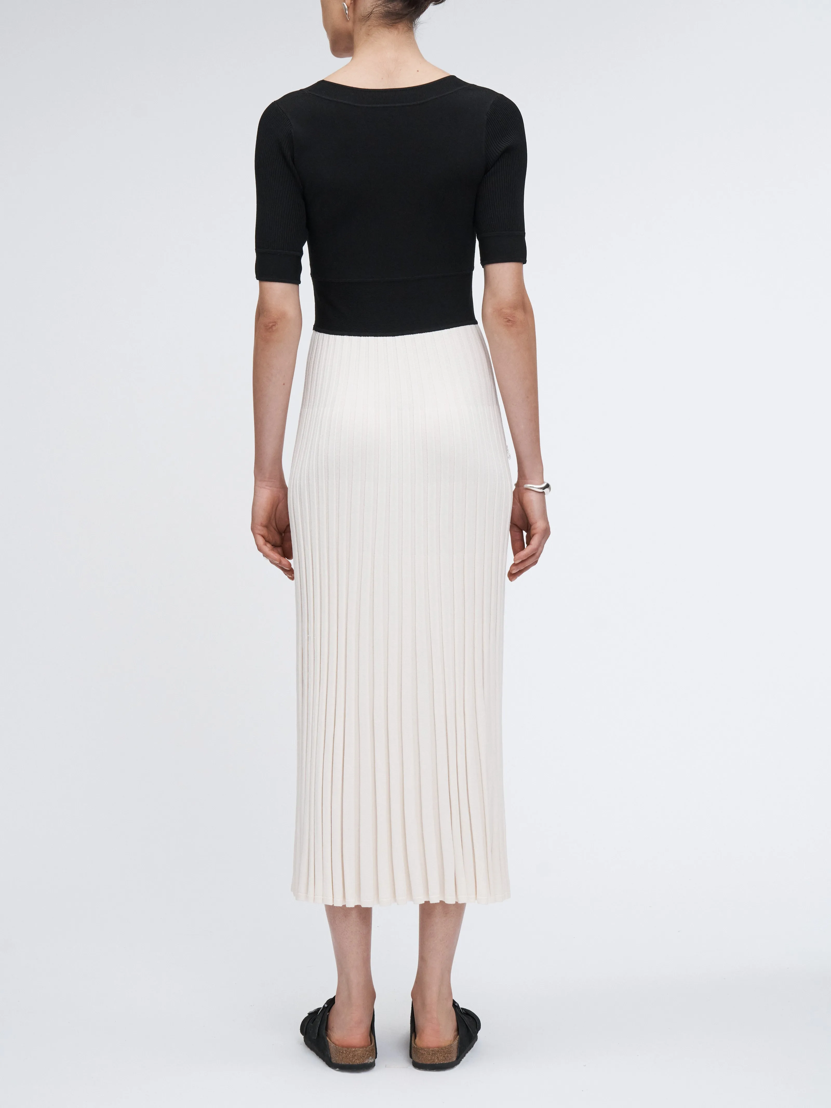 Short Sleeve Ballet Dress in Black/White Color Block