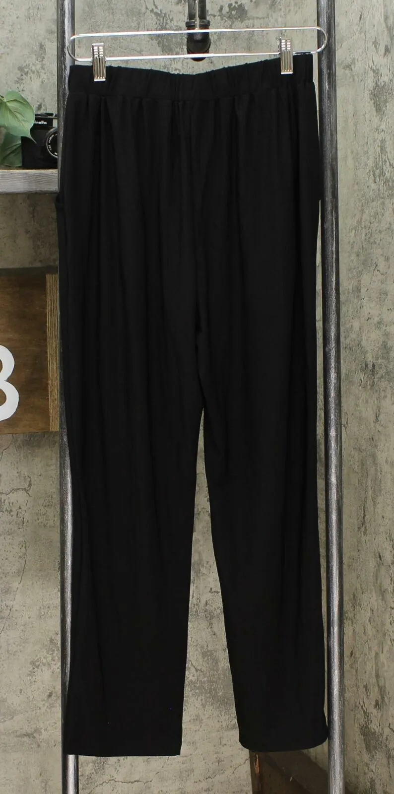 Slinky Brand Women's Flat Front Tapered Pants With Pockets