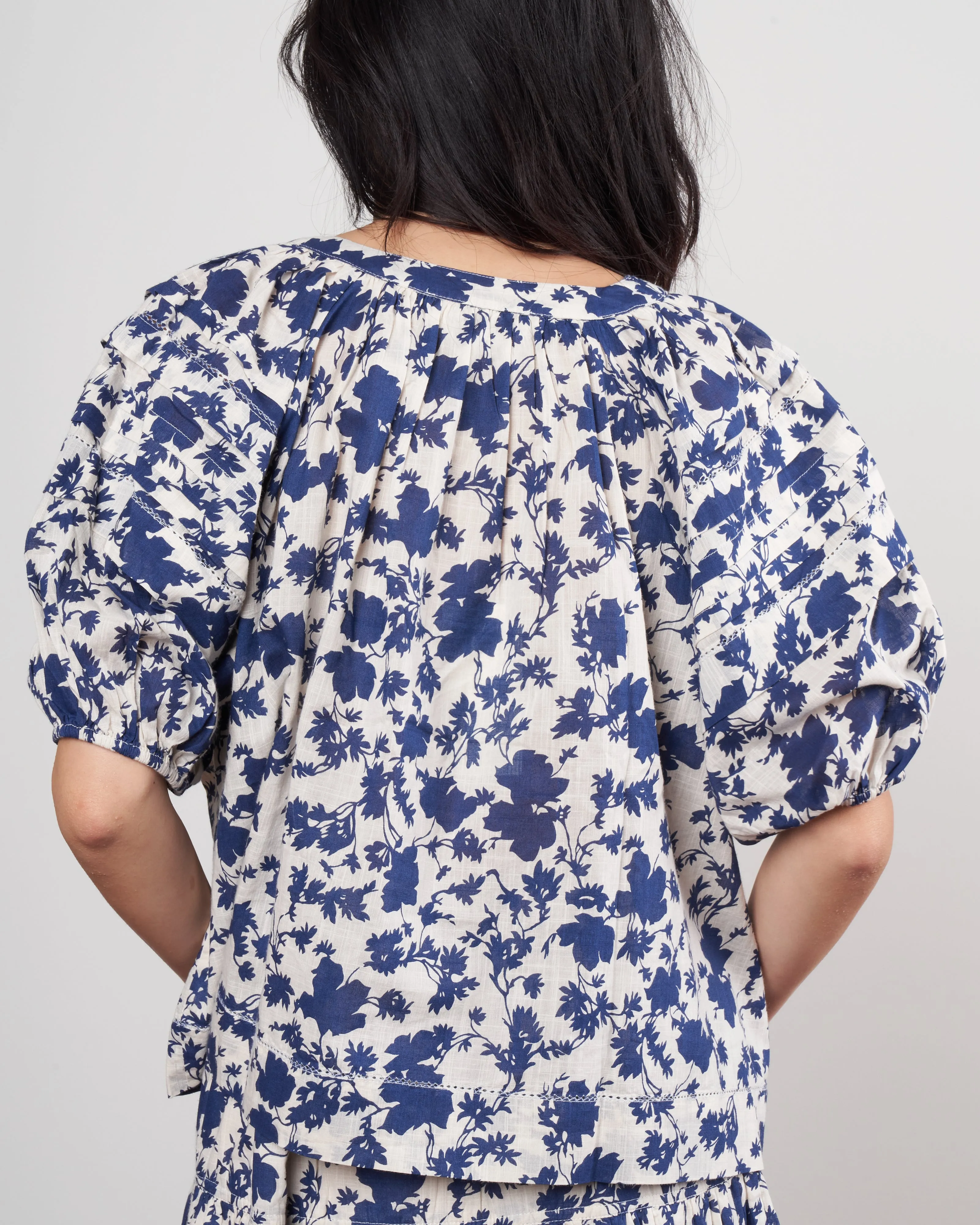 the carriage top - autumn leaf floral