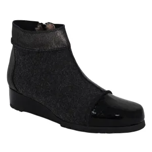 TR9729 - Multi Black