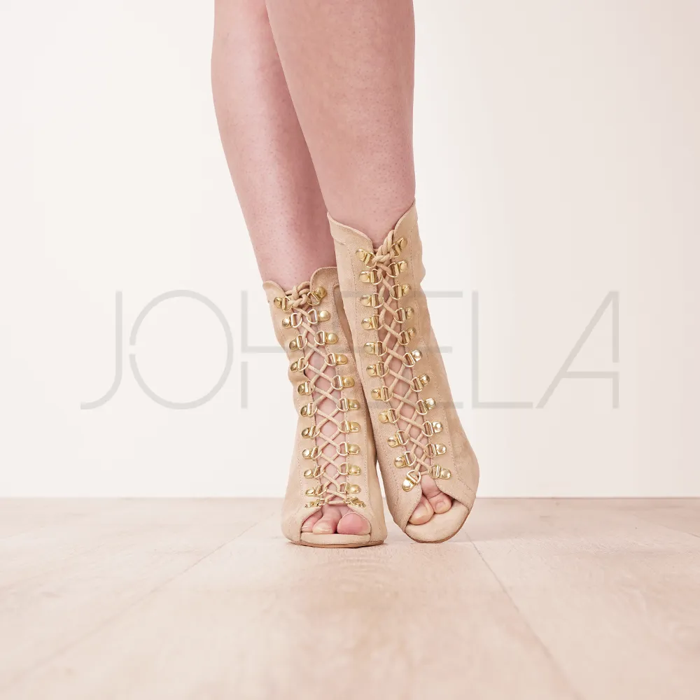 Victoria beige - Talons stilettos - Prête à expédier