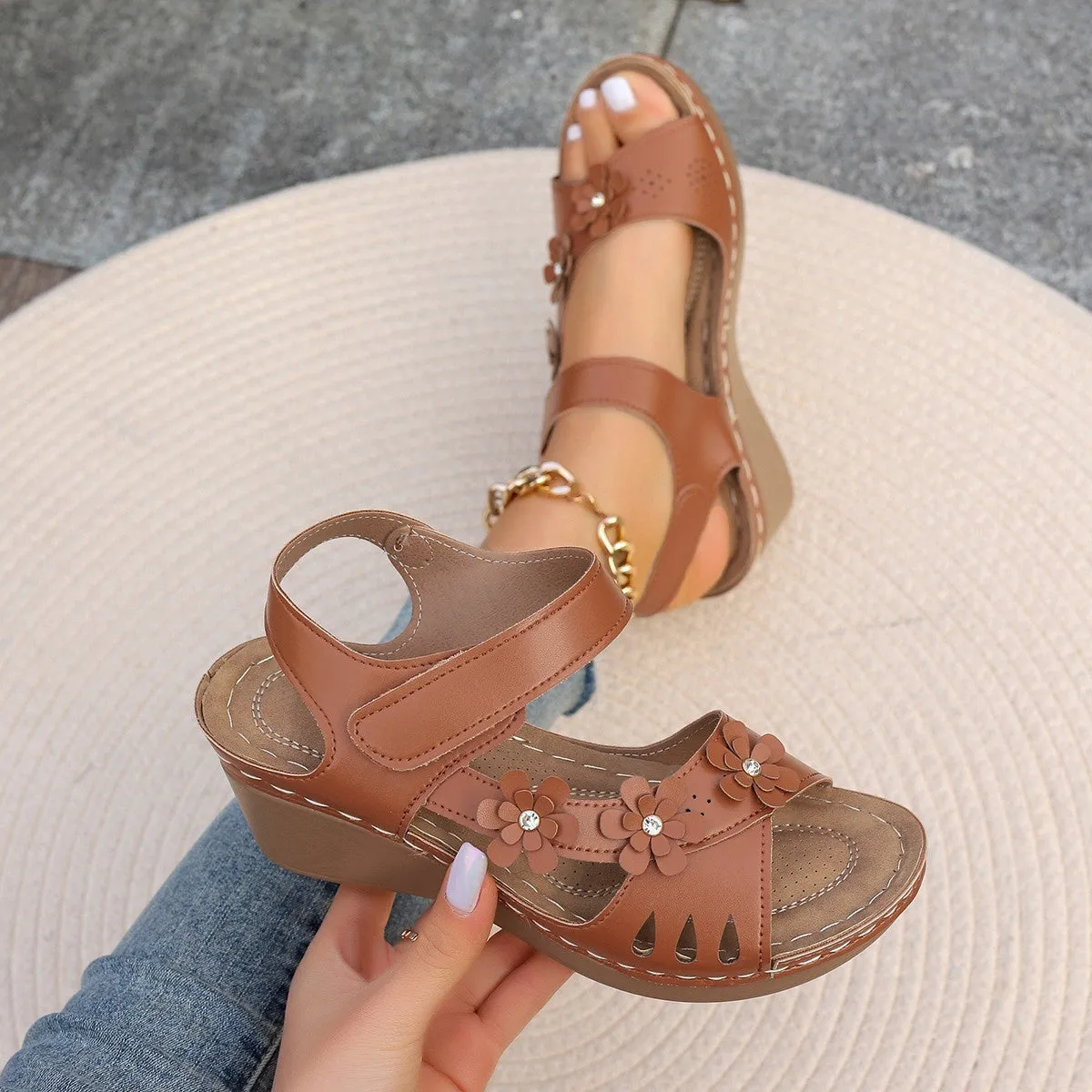 Women's Hollow-out Flower Platform Plus Size Wedge Sandals