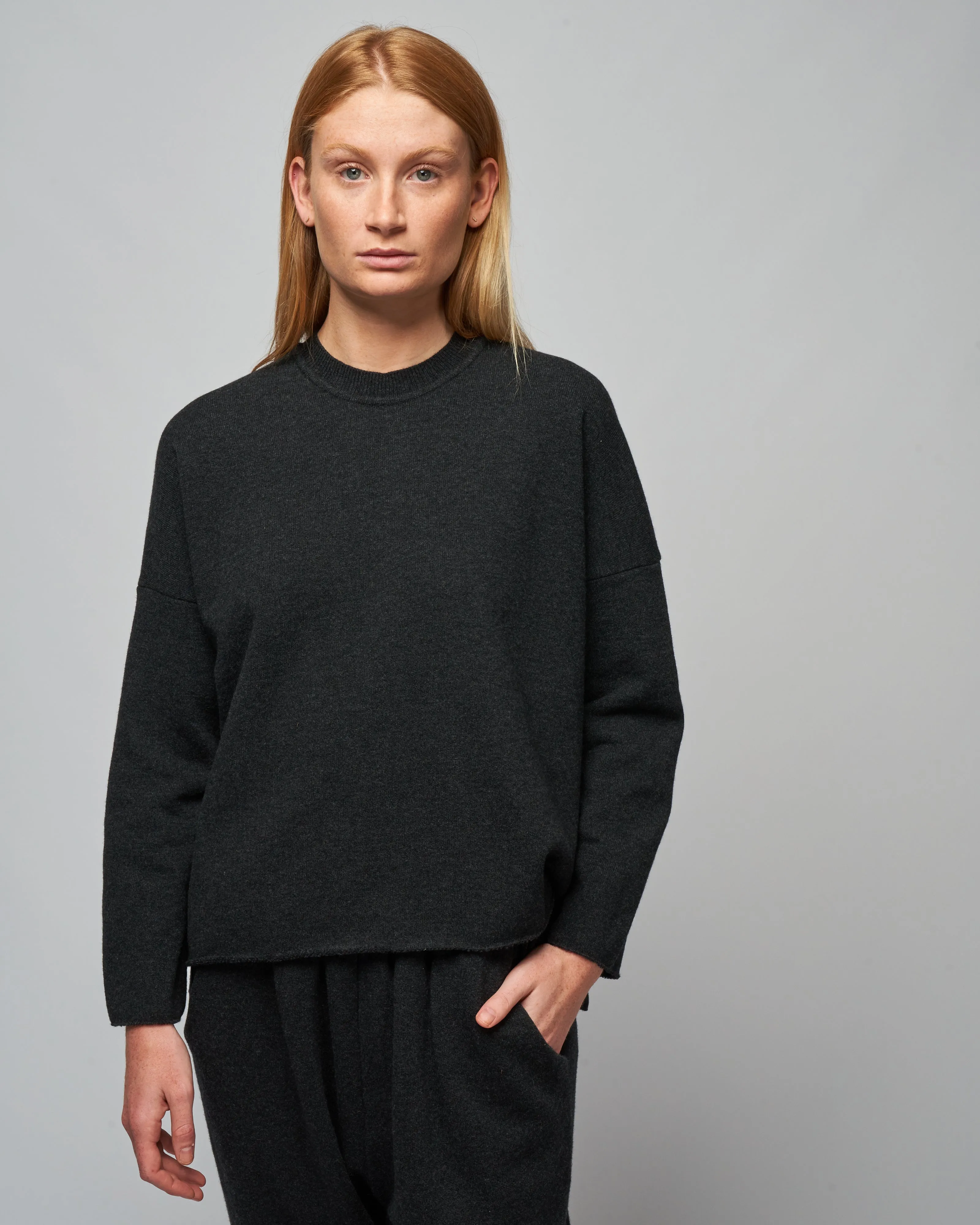 wool pile pullover - charcoal